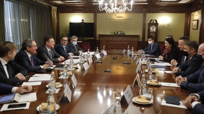 Alexander Novak’s working meeting with Minister of Foreign Affairs and Trade of Hungary Peter Szijjarto