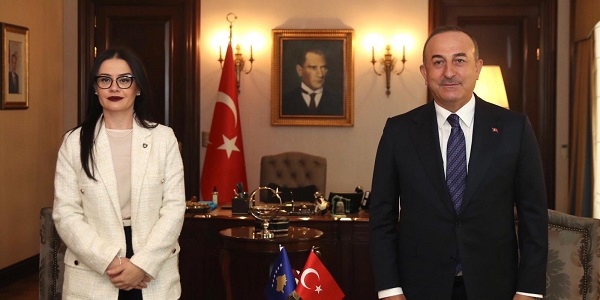 Meeting of Foreign Minister Mevlüt Çavuşoğlu with Minister of Foreign Affairs and Diaspora Meliza Haradinaj-Stublla of Kosovo, 28 December 2020