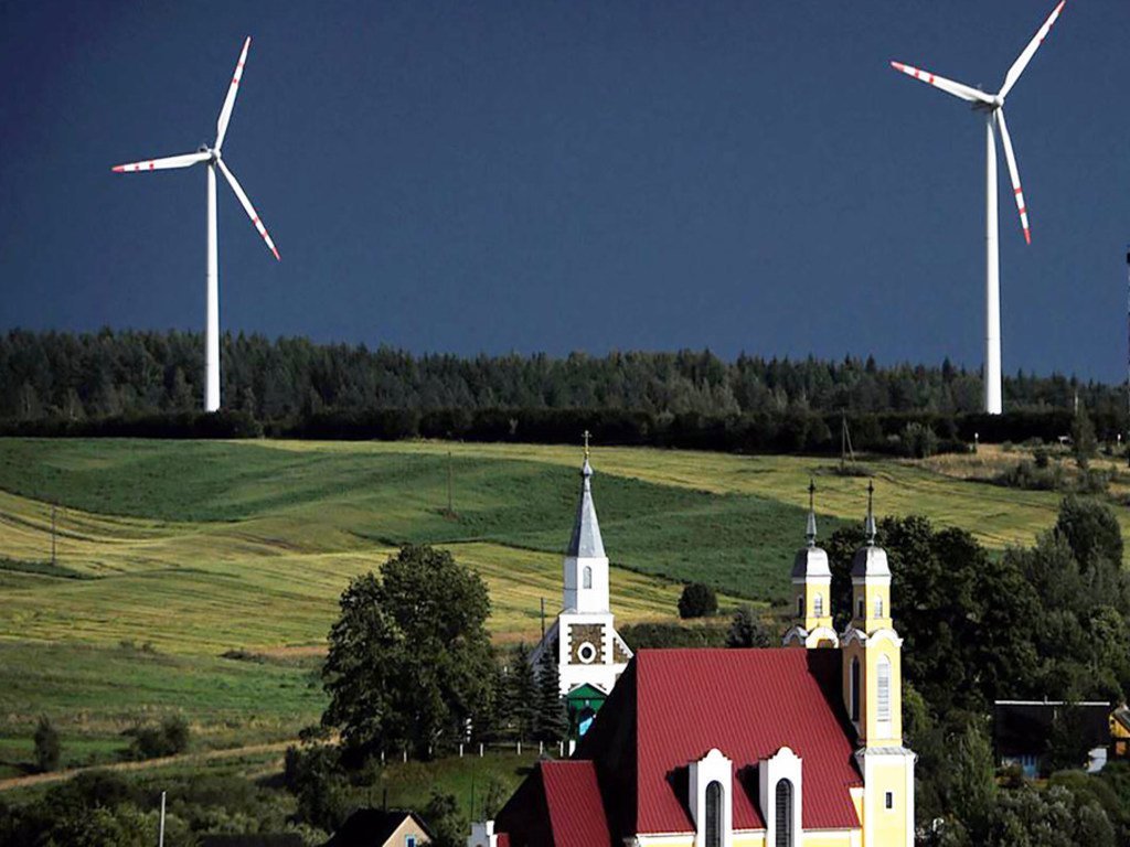 In Belarus,UNDP helped build the country’s biggest wind-farm. Wind energy could help Belarus become energy-independent by 2050.