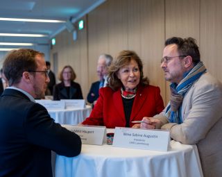 (from l. to r.) Frédéric Haupert, CARE Luxembourg; Sabine Augustin, CARE Luxembourg; Xavier Bettel, Minister for Development Cooperation and Humanitarian Affairs