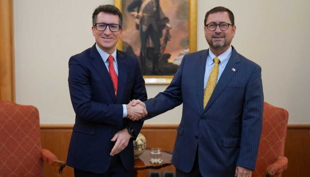 Torres Meets with Corfo Vice President to Discuss National Action Plan Torres Meets with Corfo Vice President to Discuss National Action Plan