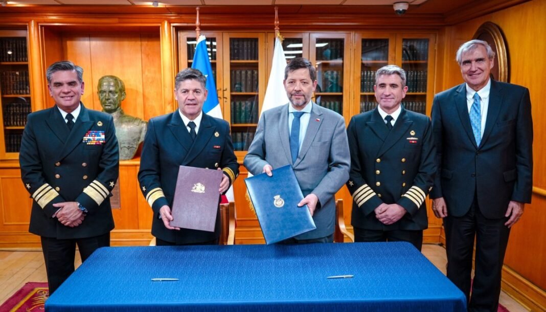 Chilean Navy and Academia Strengthen International Relations Through New Agreement