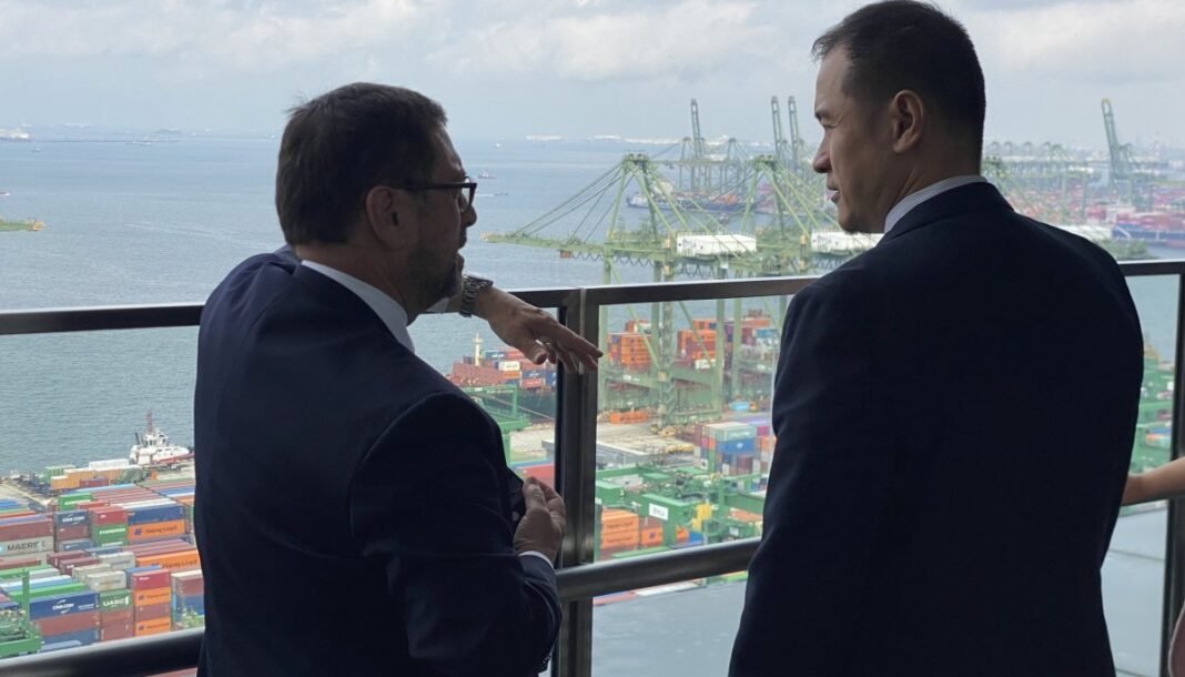 Minister Torres Visits Singapore – Signaling Trade Focus Minister Torres Visits Singapore – Signaling Trade Focus