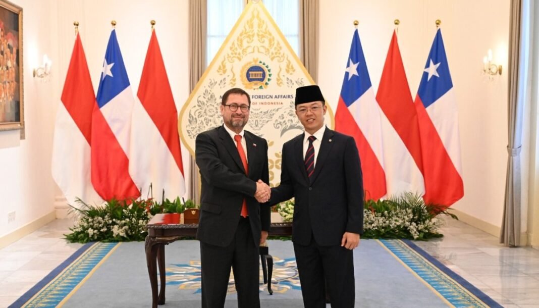 Chilean Minister Torres Concludes Southeast Asia Tour with Human Rights Agreements Chilean Minister Torres Concludes Southeast Asia Tour with Human Rights Agreements