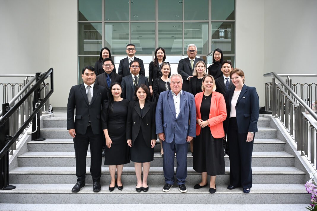 Thai Official Meets German Policymakers on Geopolitical Landscape