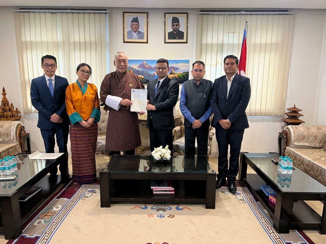 Bhutan Contributes INR. 100 Million to Nepal Flood Relief Bhutan Contributes INR. 100 Million to Nepal Flood Relief