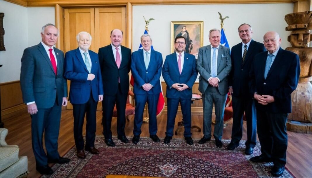 Defense and Foreign Affairs Ministers Meet with Top Military Leaders Defense and Foreign Affairs Ministers Meet with Top Military Leaders