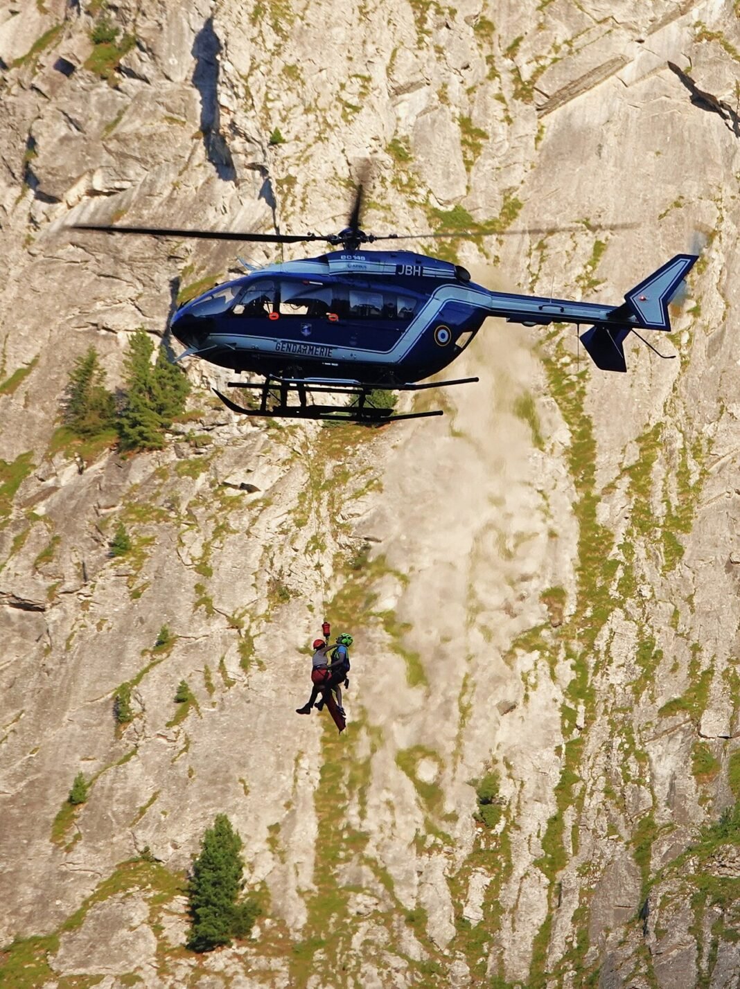 French Helicopter Crashes in Bosnia-Herzegovina French Helicopter Crashes in Bosnia-Herzegovina