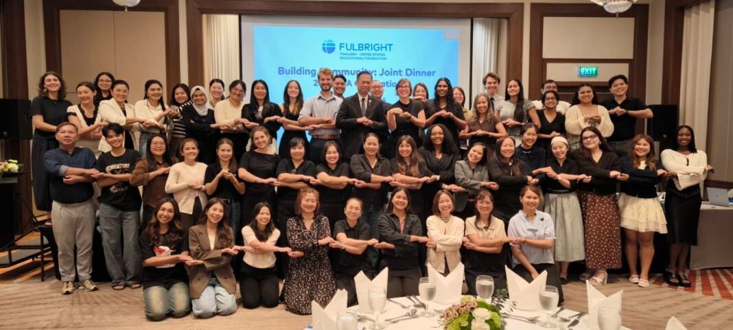 Thai Minister Welcomes Fulbright Teaching Assistants