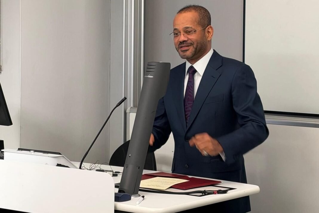 Minister Meets UCL Students to Discuss Global Challenges