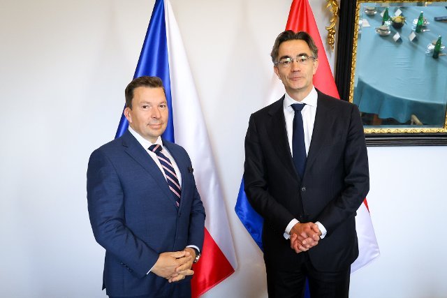 Stašek Meets Rebergen to Discuss Czech-Dutch Relations Stašek Meets Rebergen to Discuss Czech-Dutch Relations