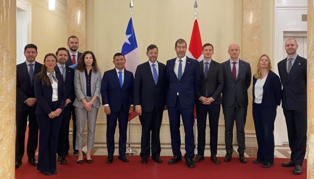 Chilean Secretary Discusses Strategic Council Meeting Chilean Secretary Discusses Strategic Council Meeting