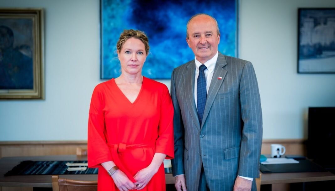Canciller Torres Meets Finnish Envoy to Discuss Cooperation Canciller Torres Meets Finnish Envoy to Discuss Cooperation