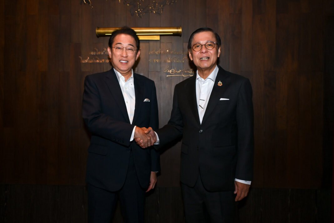 Thai FM Hosts Former Japanese PM Kishida Thai FM Hosts Former Japanese PM Kishida