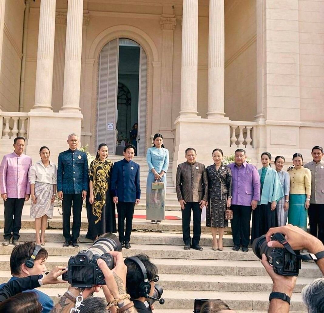 Minister Charoensuwan Attends Thai Festival in Paris Minister Charoensuwan Attends Thai Festival in Paris