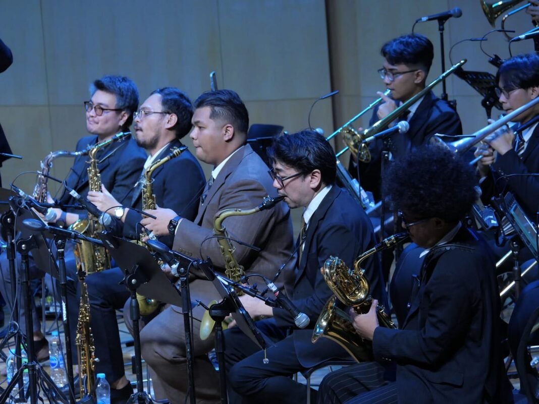 Oman Ambassador Attends Jazz Diplomacy Event Oman Ambassador Attends Jazz Diplomacy Event
