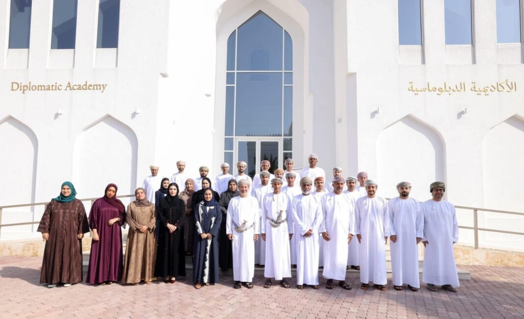Minister Opens Diplomatic Course Minister Opens Diplomatic Course