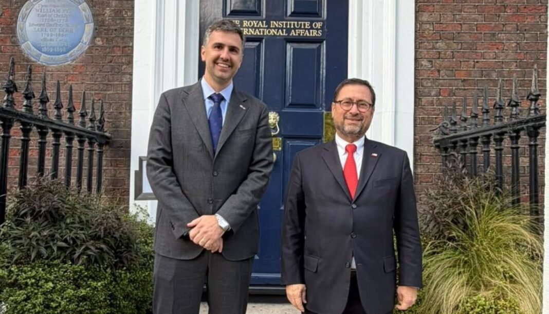 Minister Meets Envoy to Discuss Rail Funding