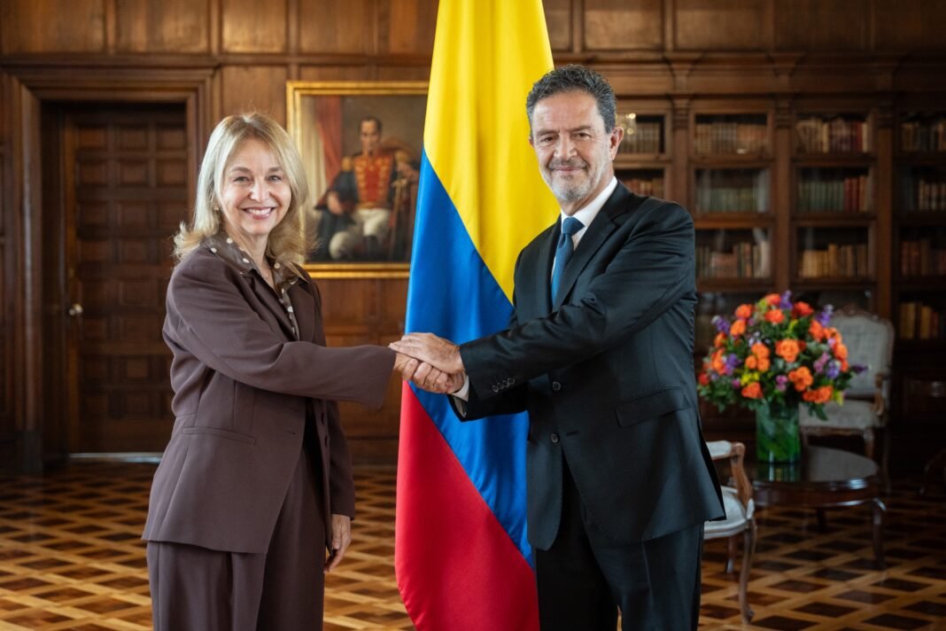 Bula Possesses Gilinski as Colombia’s Envoy to Israel Bula Possesses Gilinski as Colombia’s Envoy to Israel